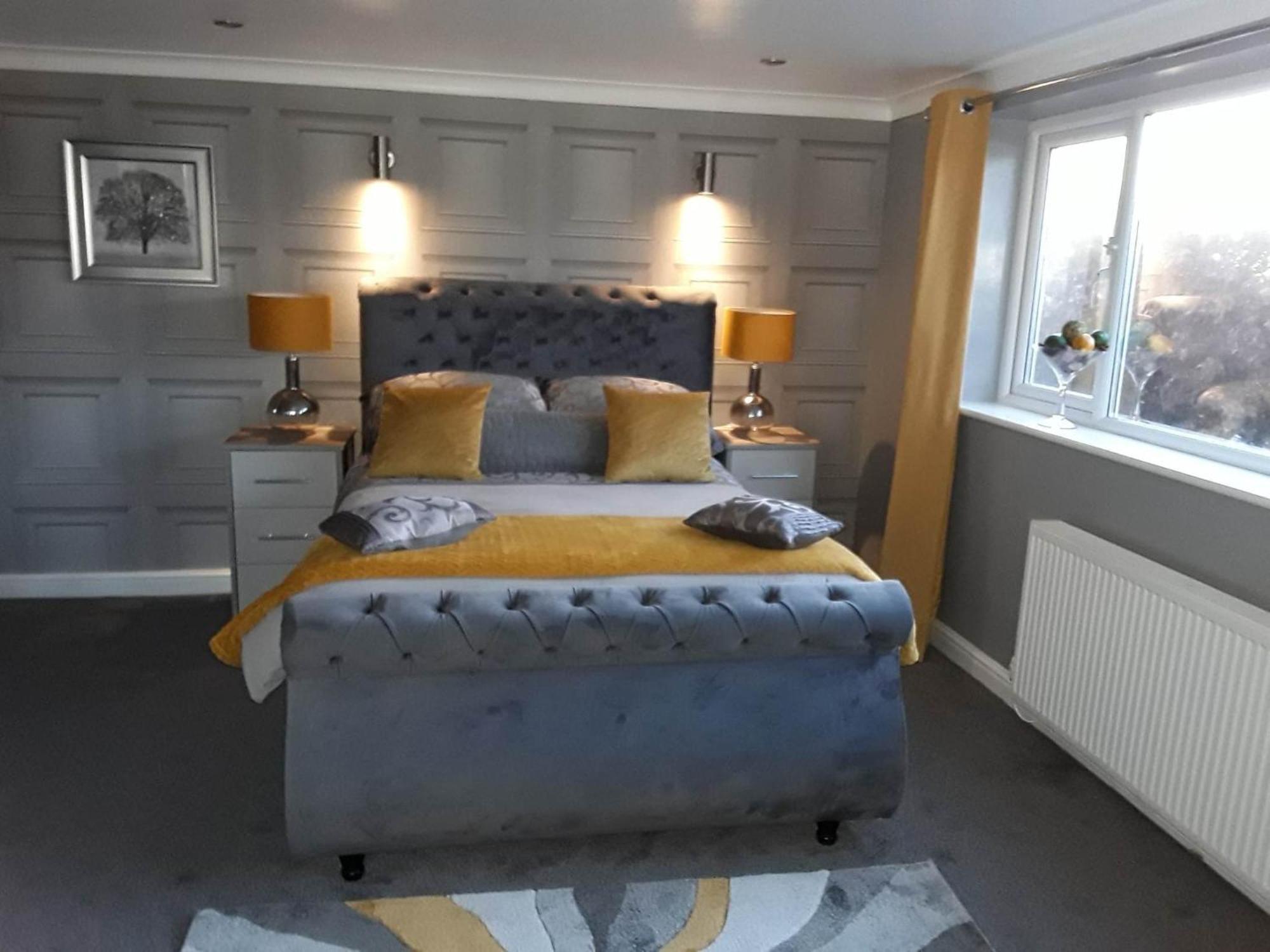 No 7 Boutique Apartment Улверстон Экстерьер фото