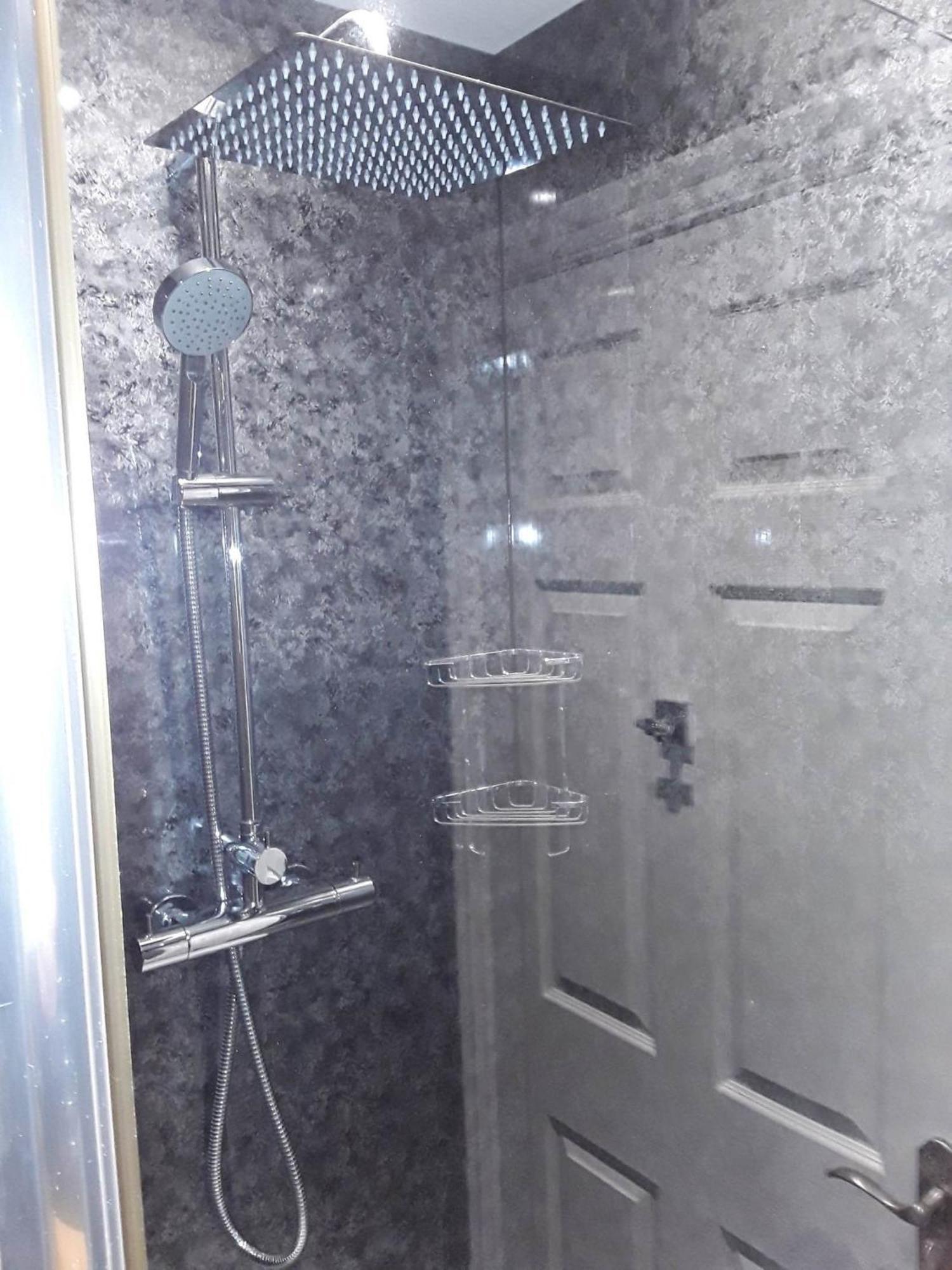 No 7 Boutique Apartment Улверстон Экстерьер фото